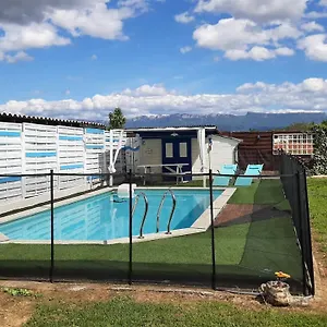 https://appartement-t1-proche-gare-tgv-valence-piscine-et.hotels-rhonealpes.com